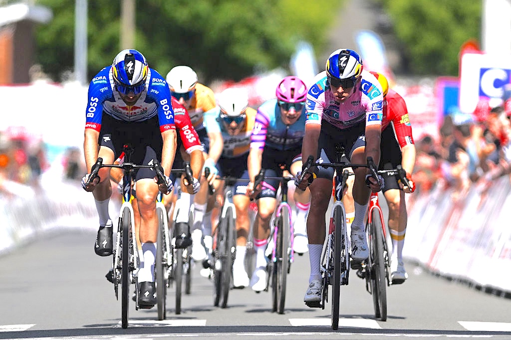 LIEVIN, FRANCE - MAY 21: (L-R) Jordi Meeus of Belgium and Laurence Pithie of New Zealand and Team Red Bull - BORA - hansgrohe - Pink Leader Jersey cross the finish line during he 70th 4 Jours de Dunkerque 2026, Stage 2 a 187.4km stage from Glisy to Lievin on May 21, 2026 in Lievin, France. (Photo by Luc Claessen/Getty Images)