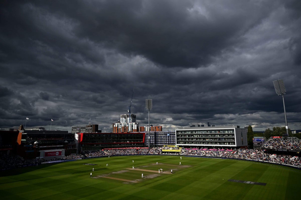 Lancashire and Middlesex: How county cricket’s fallen giants turned mutinous