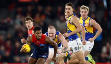 "Baulking and running away": AFL urged to re-think Mother's Day