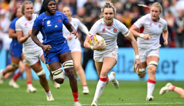 Ellie Kildunne scores England's fourth try during the 2025 Women's World Cup semi-final against France
