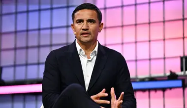 Socceroos great in line for Football Australia role