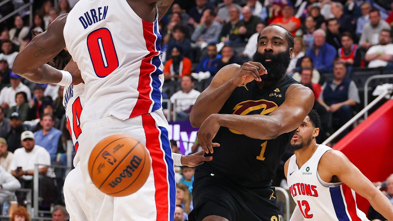4 takeaways: Pistons muscle -- and shoot -- their way to Game 1 win over the Cavs