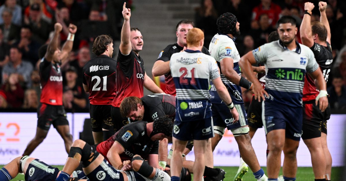 The shock team that ‘could miss out’ as Super Rugby playoff race heats up