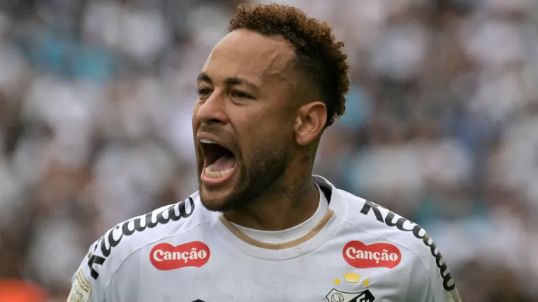 Neymar has all-time freak out after officials mistakenly call for star's substitution image