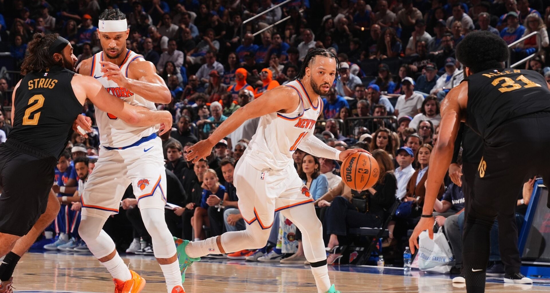 Jalen Brunson shines when Knicks need him most in epic Game 1 win