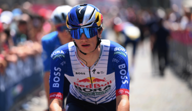 Giulio Pellizzari dropped by his own team, finishes 18 minutes down as Red Bull-Bora-Hansgrohe lose numerical advantage in fight for Giro d'Italia podium