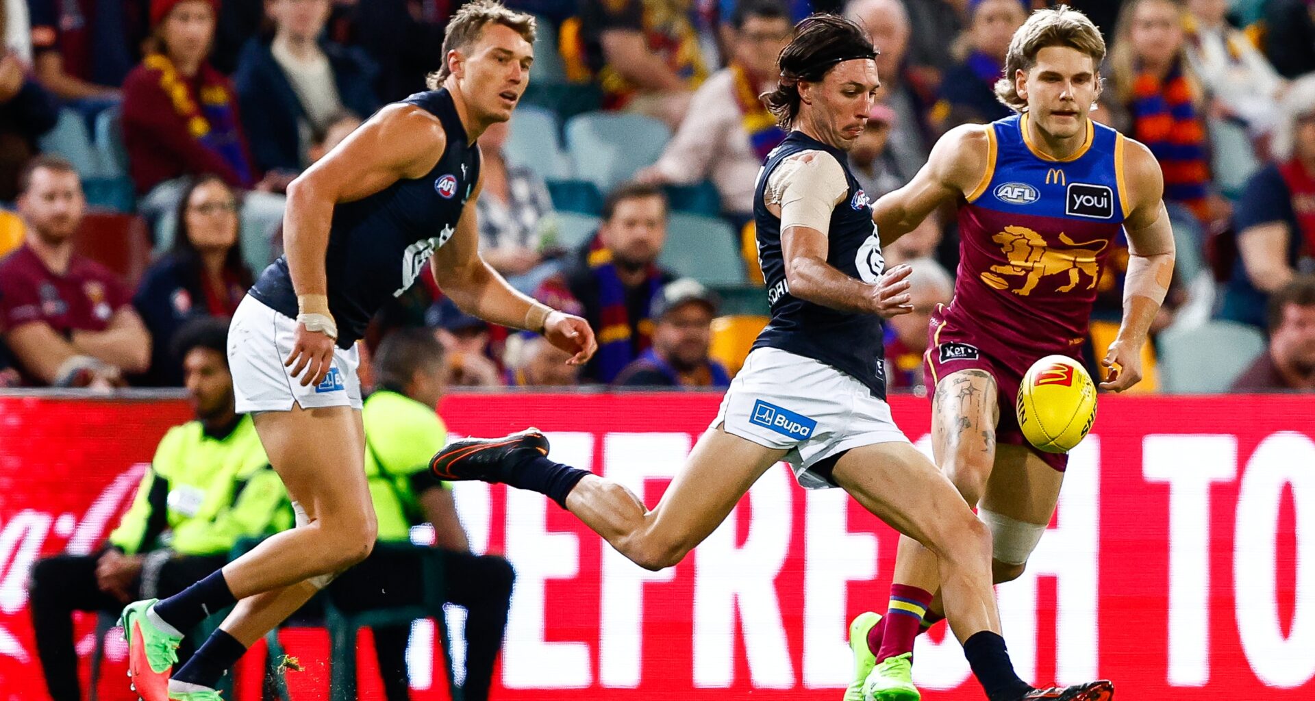 Final teams in as Lions host struggling Blues, Dogs meet Power. Follow LIVE