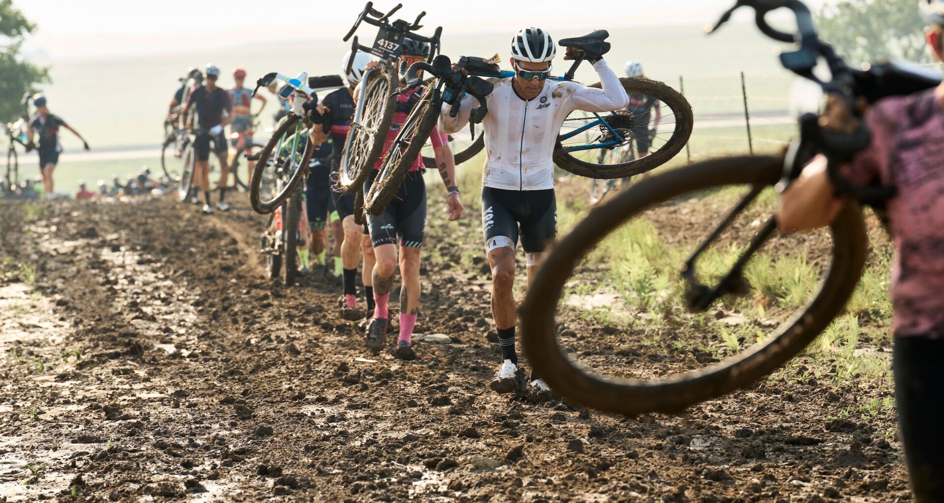 Rugged Road D and possible return of legendary peanut-butter mud awaits elites and amateurs in Unbound 200