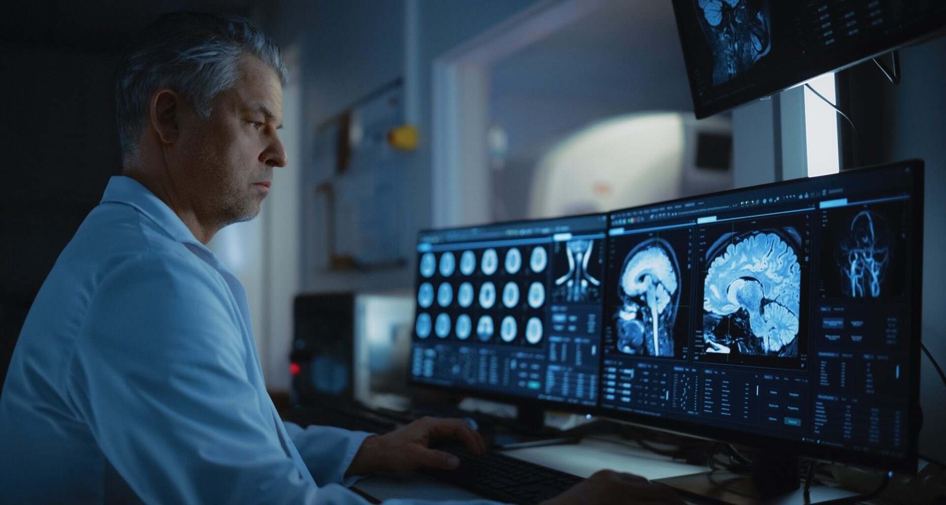 Study: MR-AIV reveals in vivo brain-wide fluid flow with physics-informed AI. Image Credit: Gorodenkoff / Shutterstock
