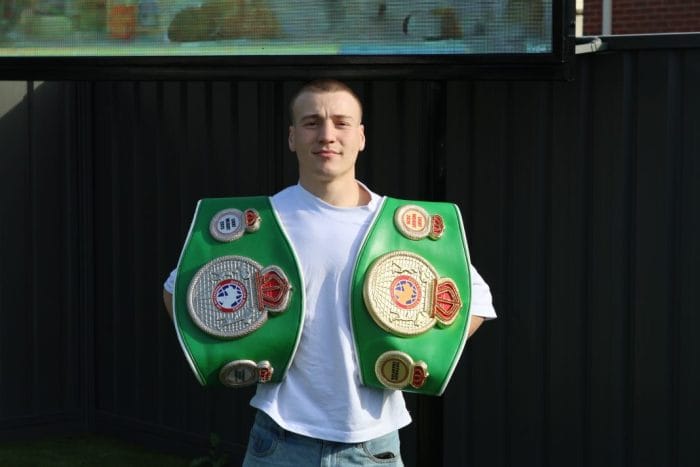‘Tip Rat’ on top of Victorian boxing 1 Jesse Bolt solo 05