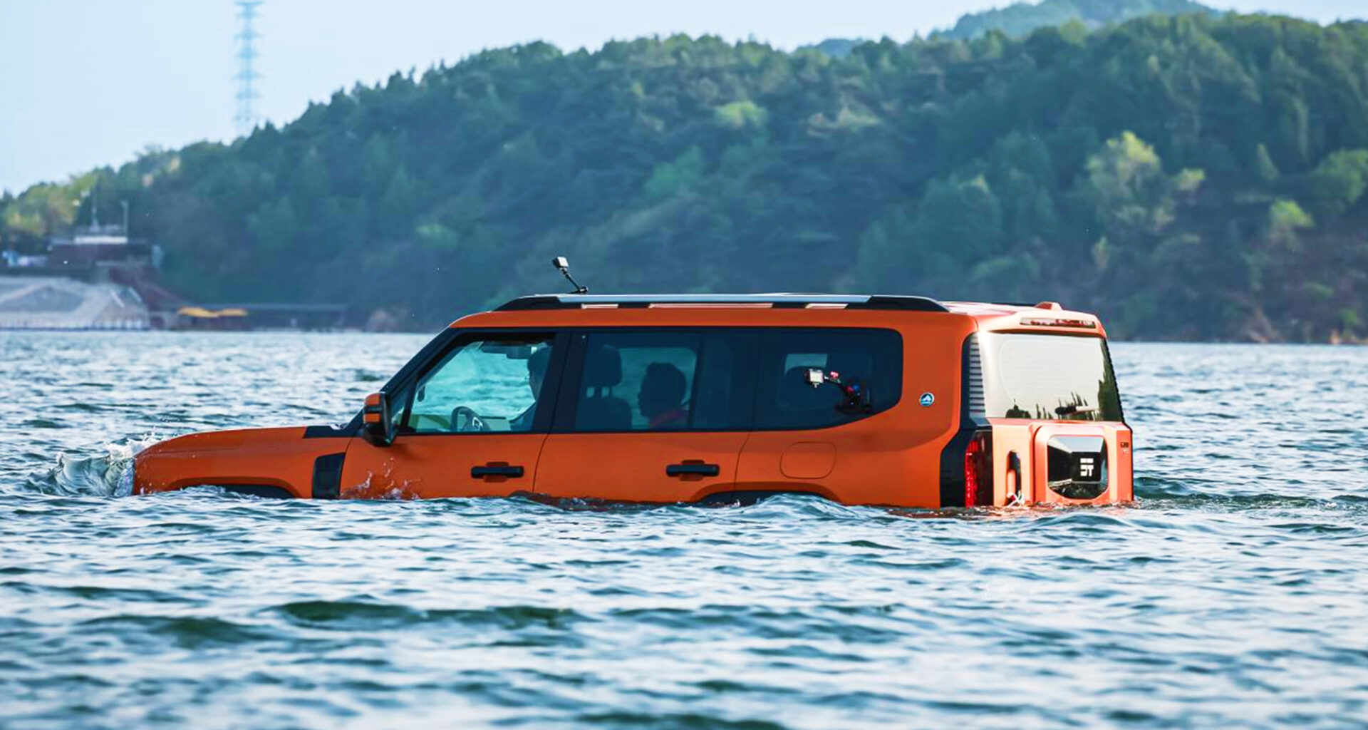 BYD’s YangWang Floated An SUV Two Years Ago. Chery’s Sailed One Across A Lake