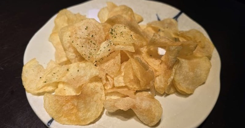 6 food groups to limit after age 50 to live healthier