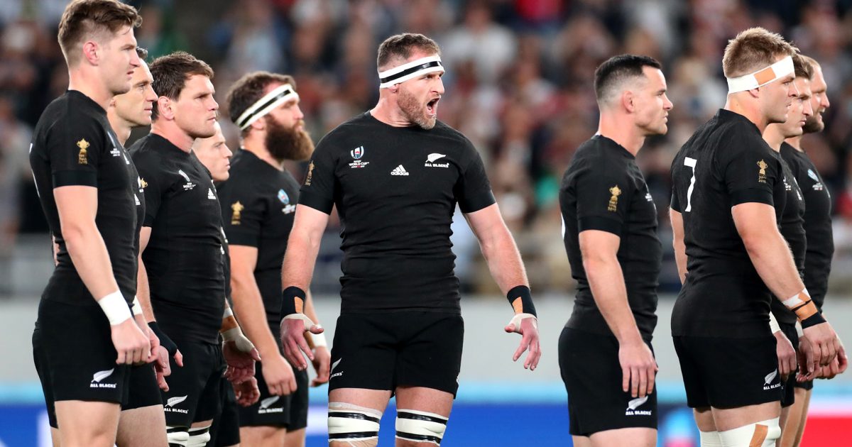 Ex-All Black captain Read takes aim at NZR over Mo'unga situation
