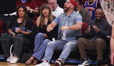 Life of A Basketball Fan: Taylor Swift attends Cavs-Knicks in Cleveland with fiance Travis Kelce