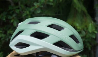 Lazer launches super-affordable Blade KinetiCore helmet