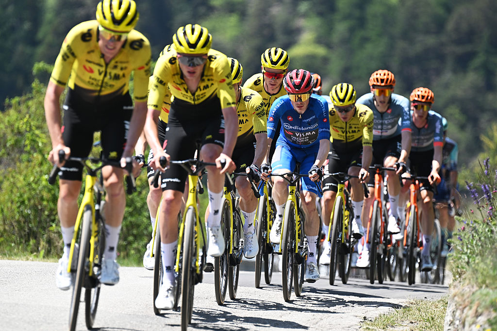 PILA - GRESSAN, ITALY - MAY 23: Jonas Vingegaard of Denmark and Team Visma | Lease a Bike - Blue Mountain Jersey with teammates compete during the 109th Giro d&amp;apos;Italia 2026, Stage 14 a 133km stage from Aosta to Pila - Gressan 1789m / #UCIWT / on May 23, 2026 in Pila - Gressan, Italy. (Photo by Tim de Waele/Getty Images)