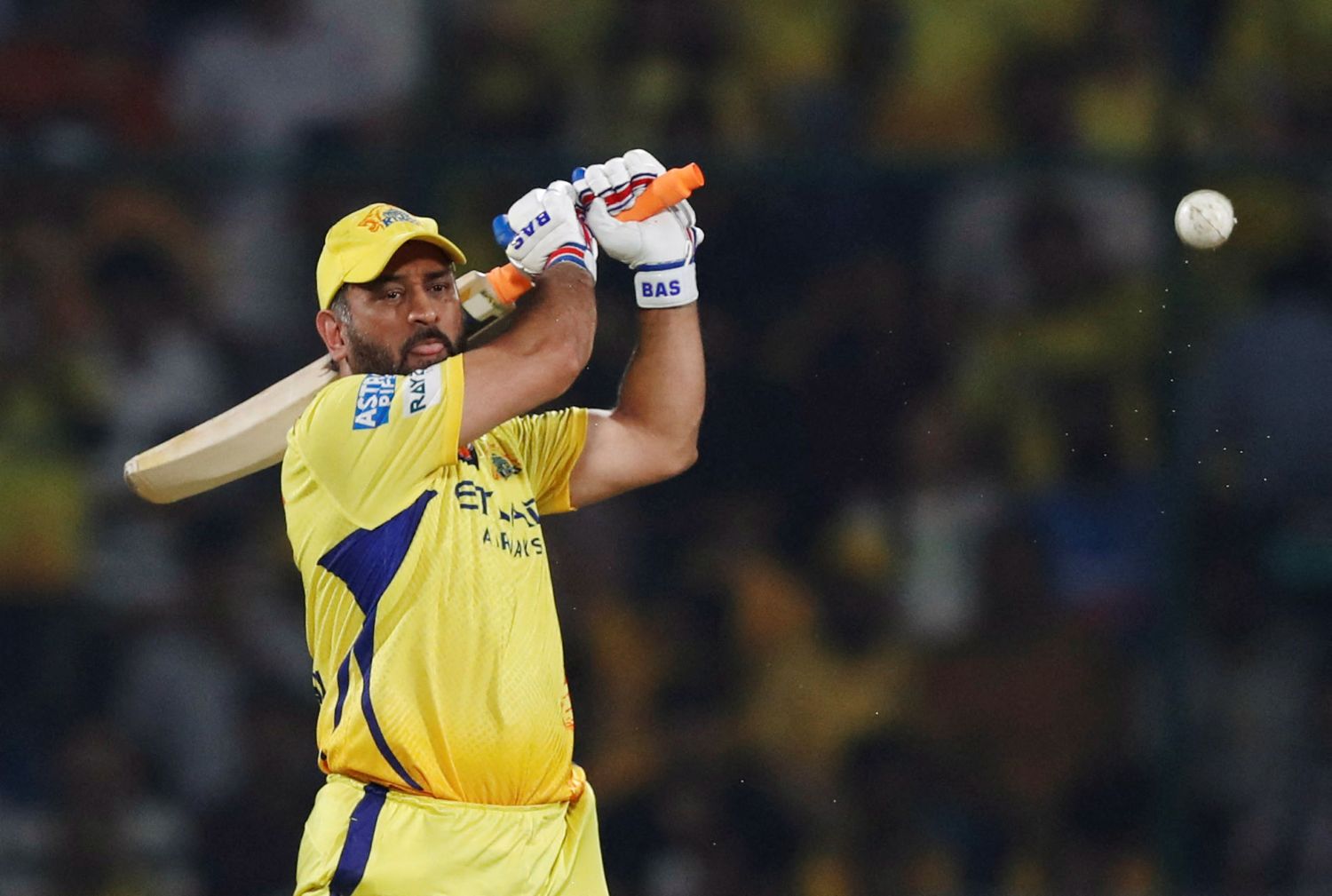 Poll: Time for Dhoni to retire?
