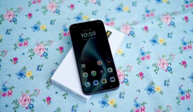 3.500 nits brightness - Is the display of this smartphone too bright for everyday use?