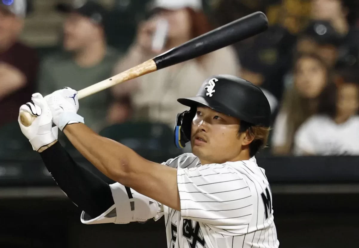 MLB