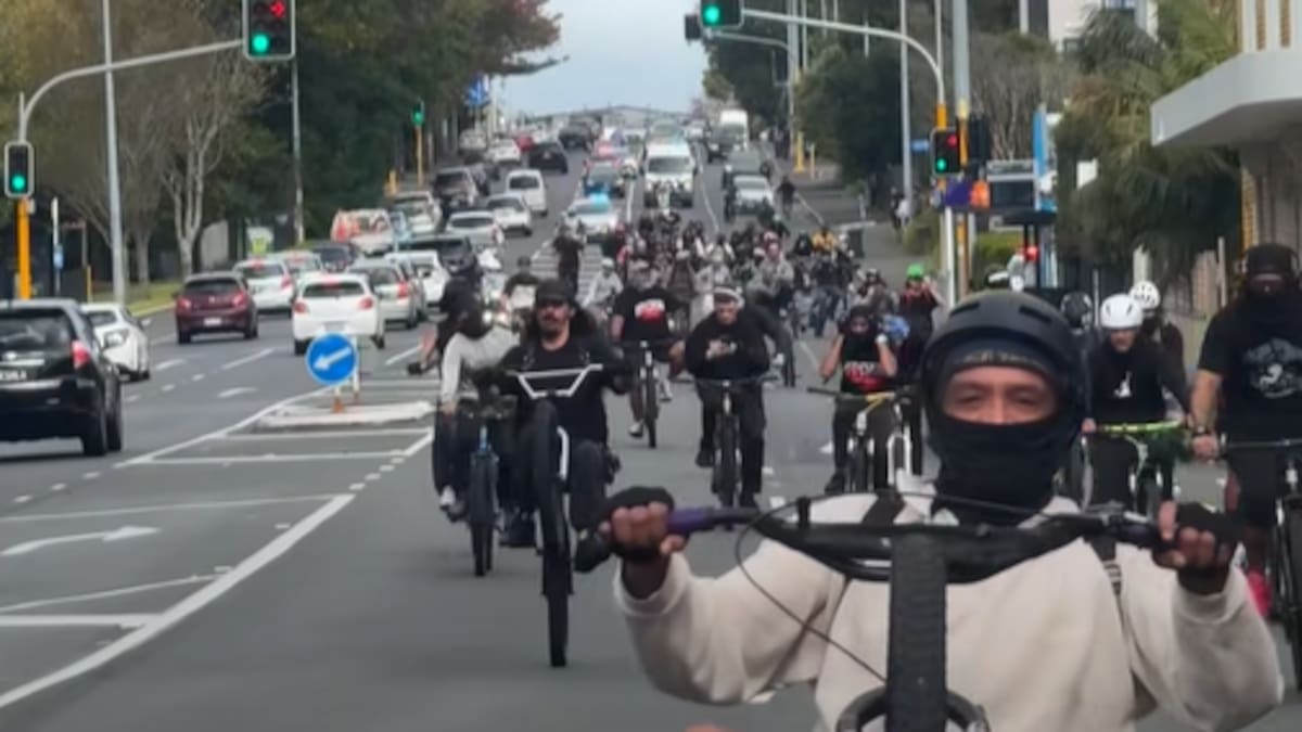 Mass street bike ride: Organiser urges ‘best behaviour’ in upcoming central Auckland route