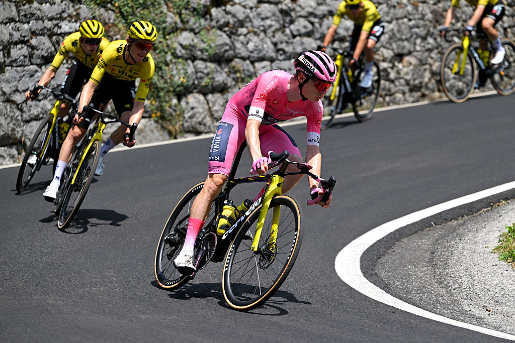 PIANCAVALLO, ITALY - MAY 30: Jonas Vingegaard of Denmark and Team Visma | Lease a Bike - Pink Leader Jersey competes during the 109th Giro d&amp;apos;Italia 2026, Stage 20 a 200km stage from Gemona del Friuli to Piancavallo 1289m / #UCIWT / on May 30, 2026 in Piancavallo, Italy. (Photo by Tim de Waele/Getty Images)