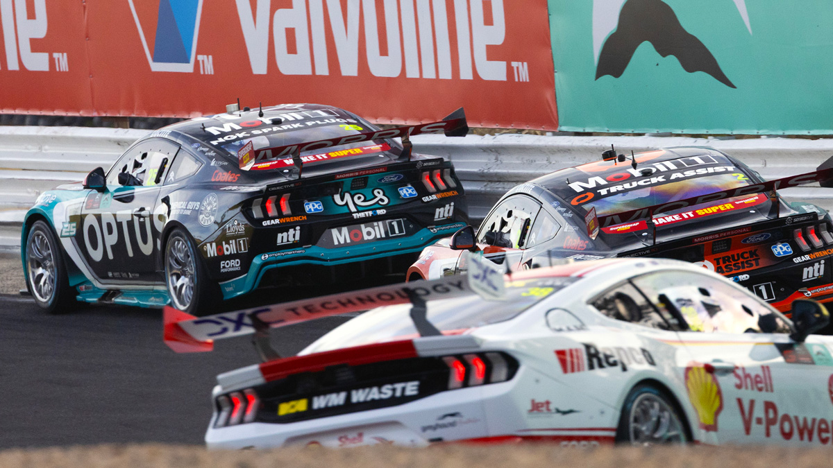 Why Tassie race extension should have Supercars field worried