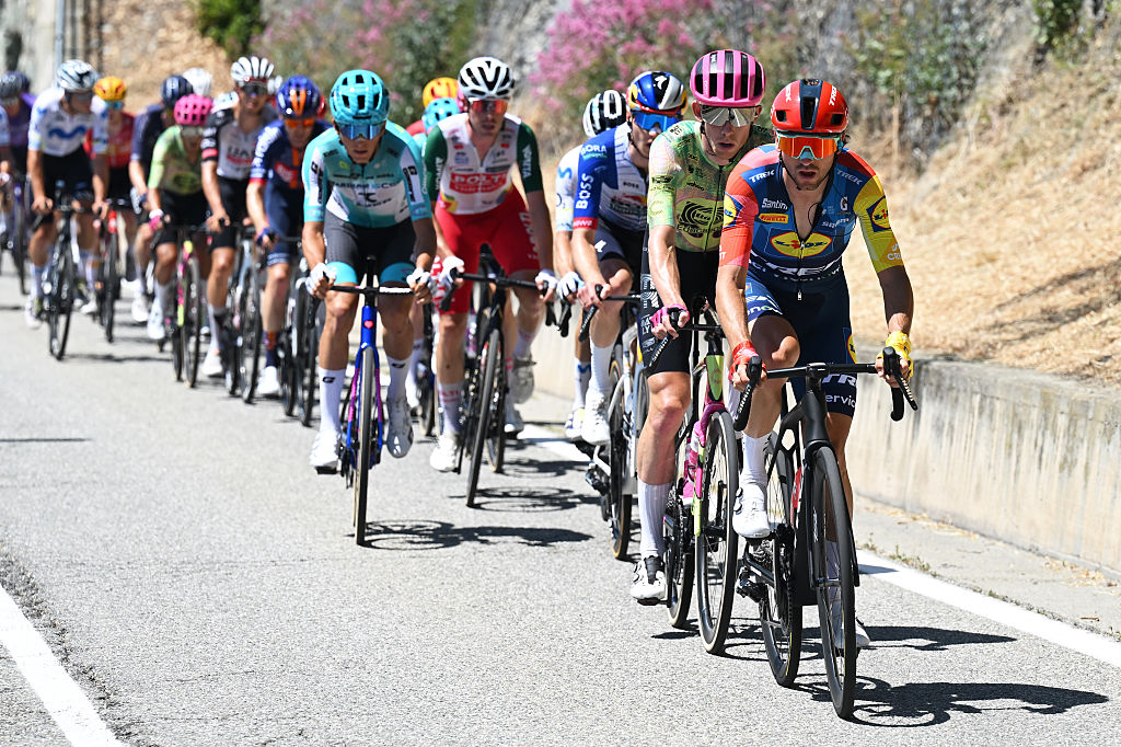 PILA - GRESSAN, ITALY - MAY 23: (L-R) Jardi Christiaan van der Lee of Netherlands and Team EF Education - EasyPost and Giulio Ciccone of Italy and Team Lidl - Trek lead the breakaway during the 109th Giro d&amp;apos;Italia 2026, Stage 14 a 133km stage from Aosta to Pila - Gressan 1789m / #UCIWT / on May 23, 2026 in Pila - Gressan, Italy. (Photo by Tim de Waele/Getty Images)