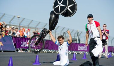 Italy&amp;apos;s Alessandro Zanardi celebrates after winning the gold medal in the men&amp;apos;s individual H4 time trial cycling final during the London 2012 Paralympic Games at Brands Hatch circuit, in Kent, southern England on September 5, 2012. AFP PHOTO / LEON NEAL (Photo credit should read LEON NEAL/AFP/GettyImages)