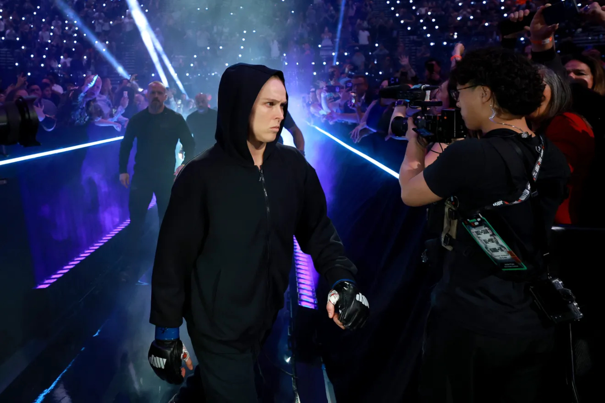 Ronda Rousey walkout MVP MMA 1