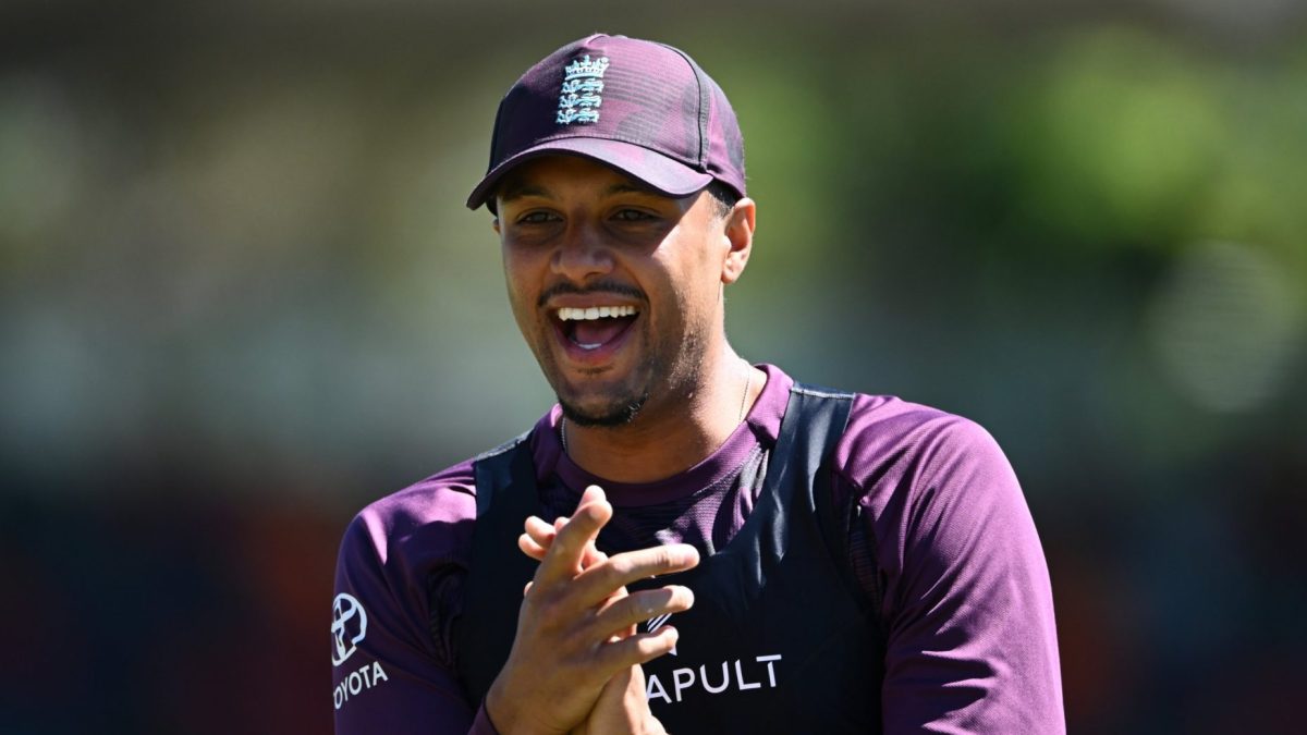 England axe Zak Crawley and call up uncapped trio for New Zealand series