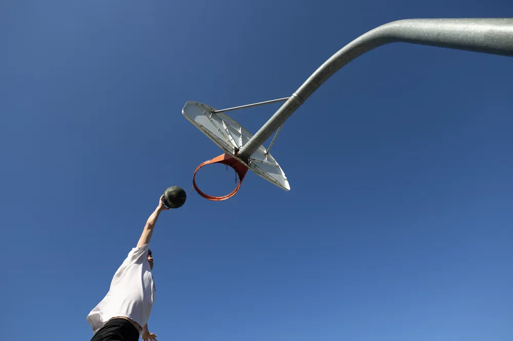 Ian goes for the dunk.
