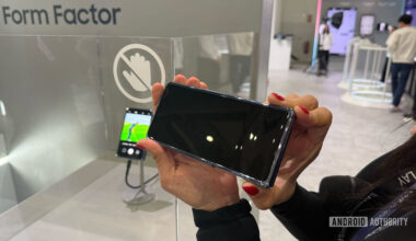 Samsung Display Mobile Slidable 1