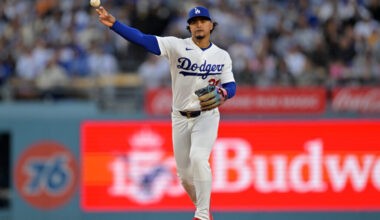 Dodgers Re-Sign Santiago Espinal - MLB Trade Rumors