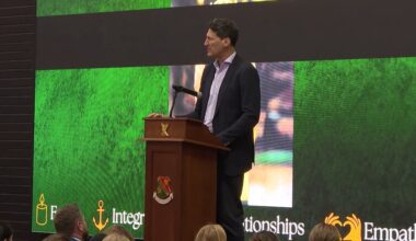 Lismore students brush with Rugby royalty – NBN News