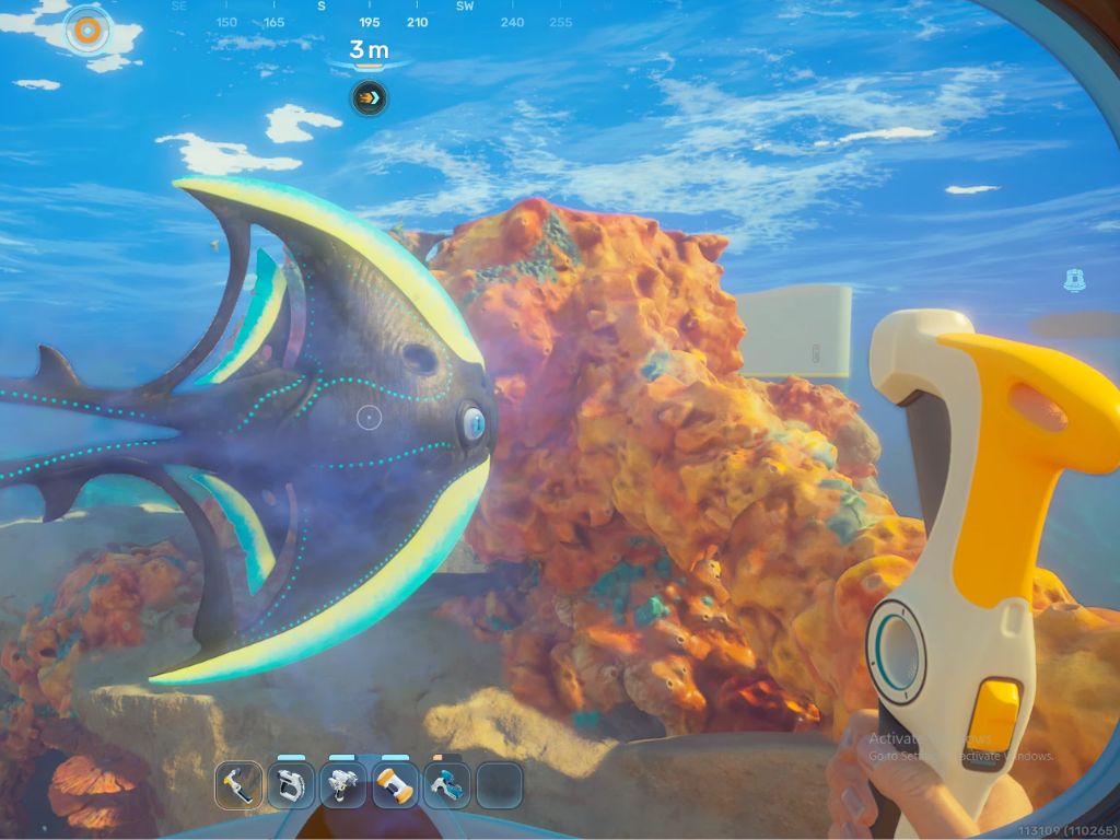 Dev says “go play Sons of the Forest” to Subnautica 2 players furious over no weapons