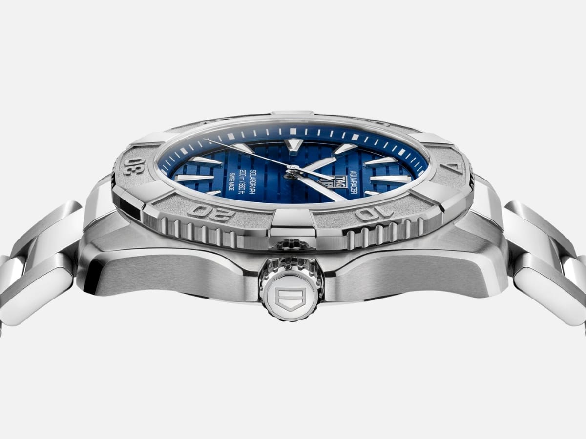 Tag heuer aquaracer professional 200 solargraph