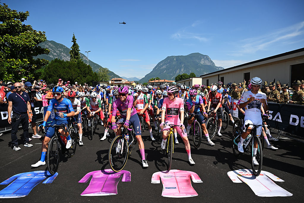 GEMONA DEL FRIULI, ITALY - MAY 30: (L-R) Giulio Ciccone of Italy and Team Lidl - Trek - Blue Mountain Jersey, Paul Magnier of France and Team Soudal Quick-Step - Purple Points Jersey, Jonas Vingegaard of Denmark and Team Visma | Lease a Bike - Pink Leader Jersey and Afonso Eulalio of Portugal and Team Bahrain - Victorious - White Best Young Rider Jersey prior to the 109th Giro d&amp;apos;Italia 2026, Stage 20 a 200km stage from Gemona del Friuli to Piancavallo 1289m / #UCIWT / on May 30, 2026 in Gemona del Friuli, Italy. (Photo by Tim de Waele/Getty Images)