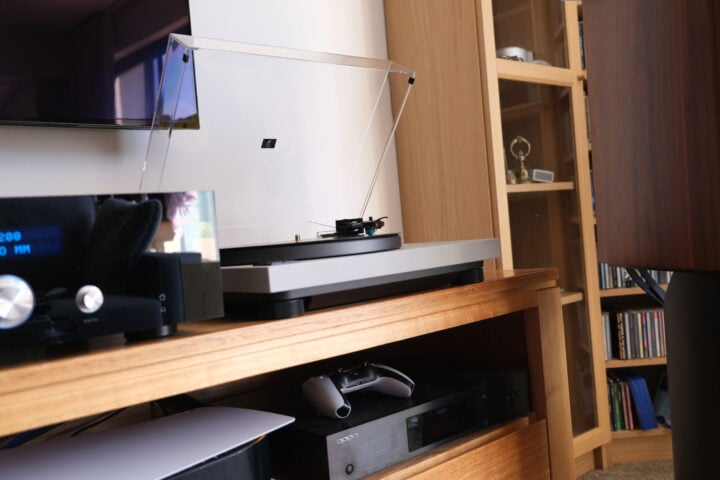 Technics SL-40CBT turntable side angle