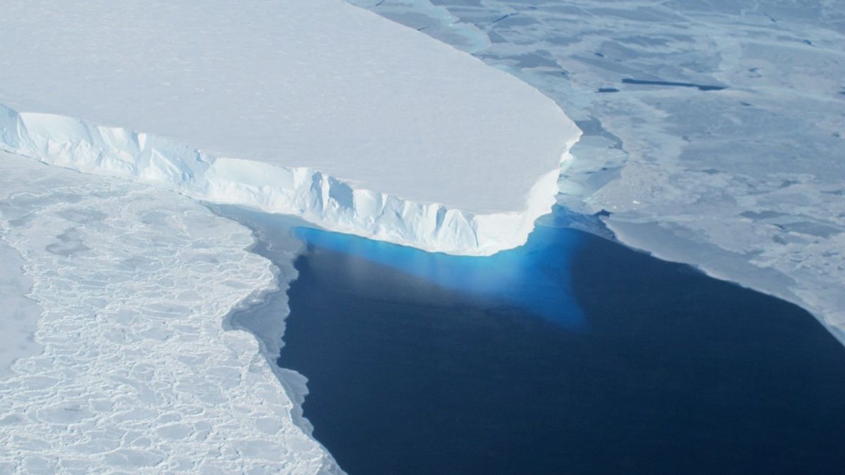 Five UK areas at risk of ending up underwater with Doomsday Glacier on the verge of collapse