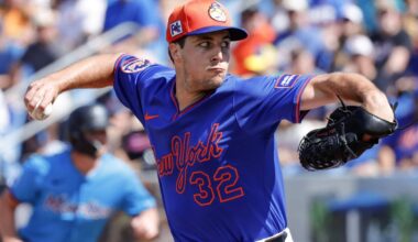 Nationals aim to bolster shaky pitching by signing right-hander Max Kranick