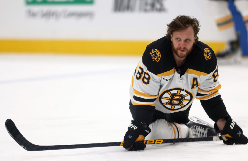 Pastrnak, Sturm, Hagens – Pro Hockey Rumors