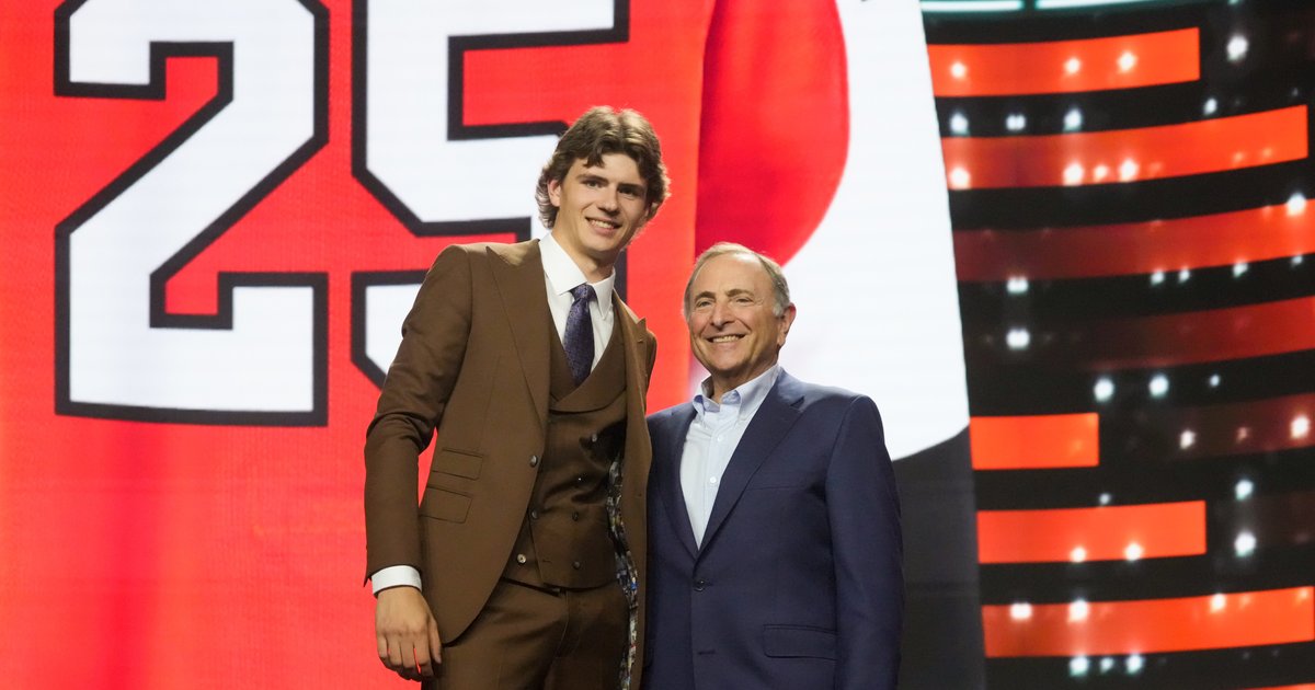 Flyers prospects: Jack Nesbitt takes the college hockey bet