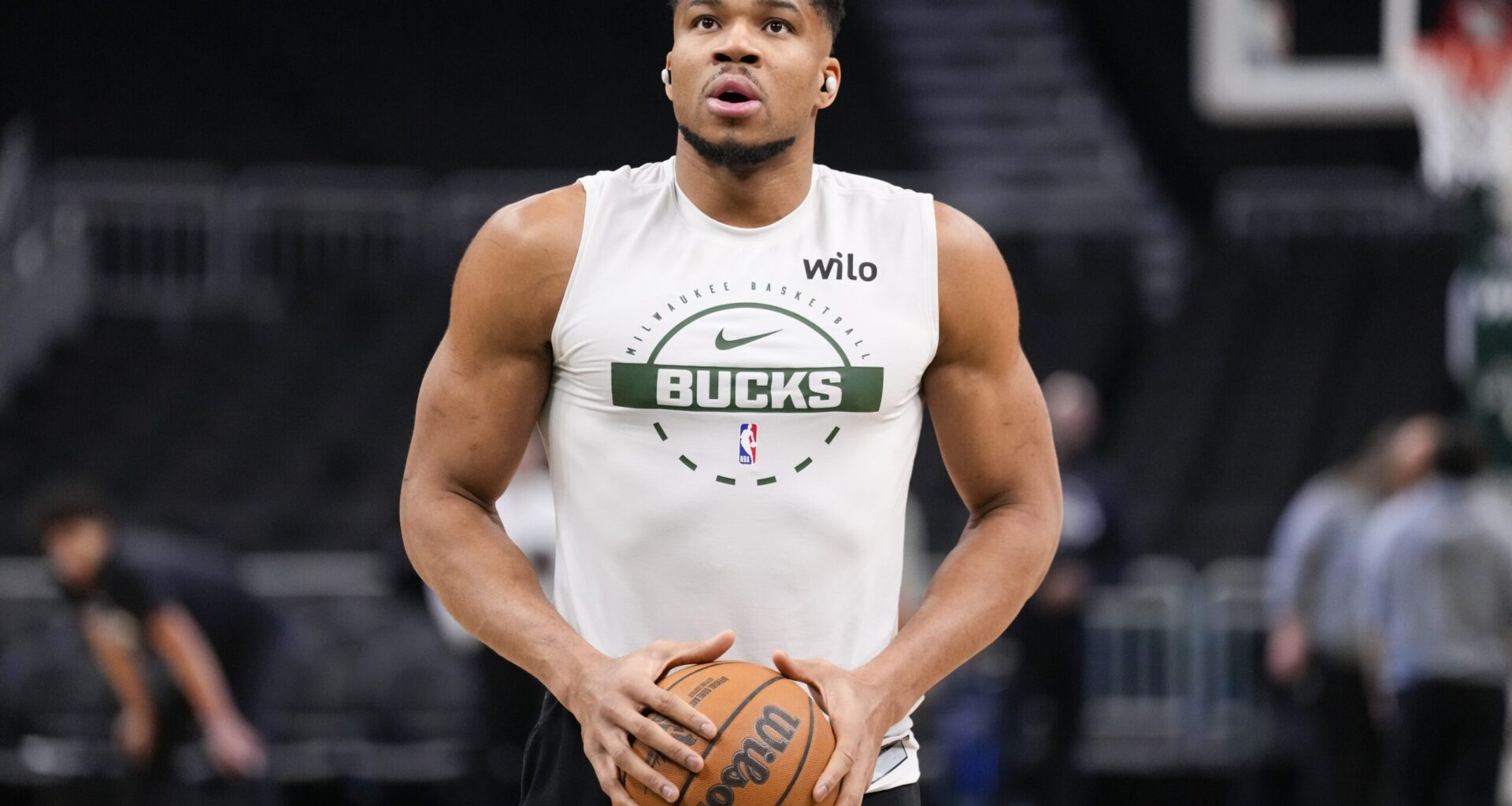 NBA star Giannis Antetokounmpo reveals preferred trade destination - The Big Lead