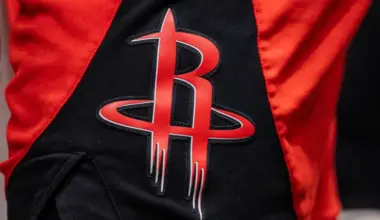 Rockets' breakout All-Star big man linked to potential Giannis Antetokounmpo blockbuster trade image