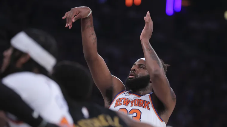 Mitchell Robinson free-throw struggles: Why Cavs have employed 'Hack-a-Mitch' strategy vs Knicks big man image