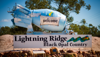 Federal Government urged to reverse proposed Services Australia cuts in Lightning Ridge