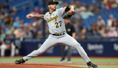 Vince Velasquez Elects Free Agency