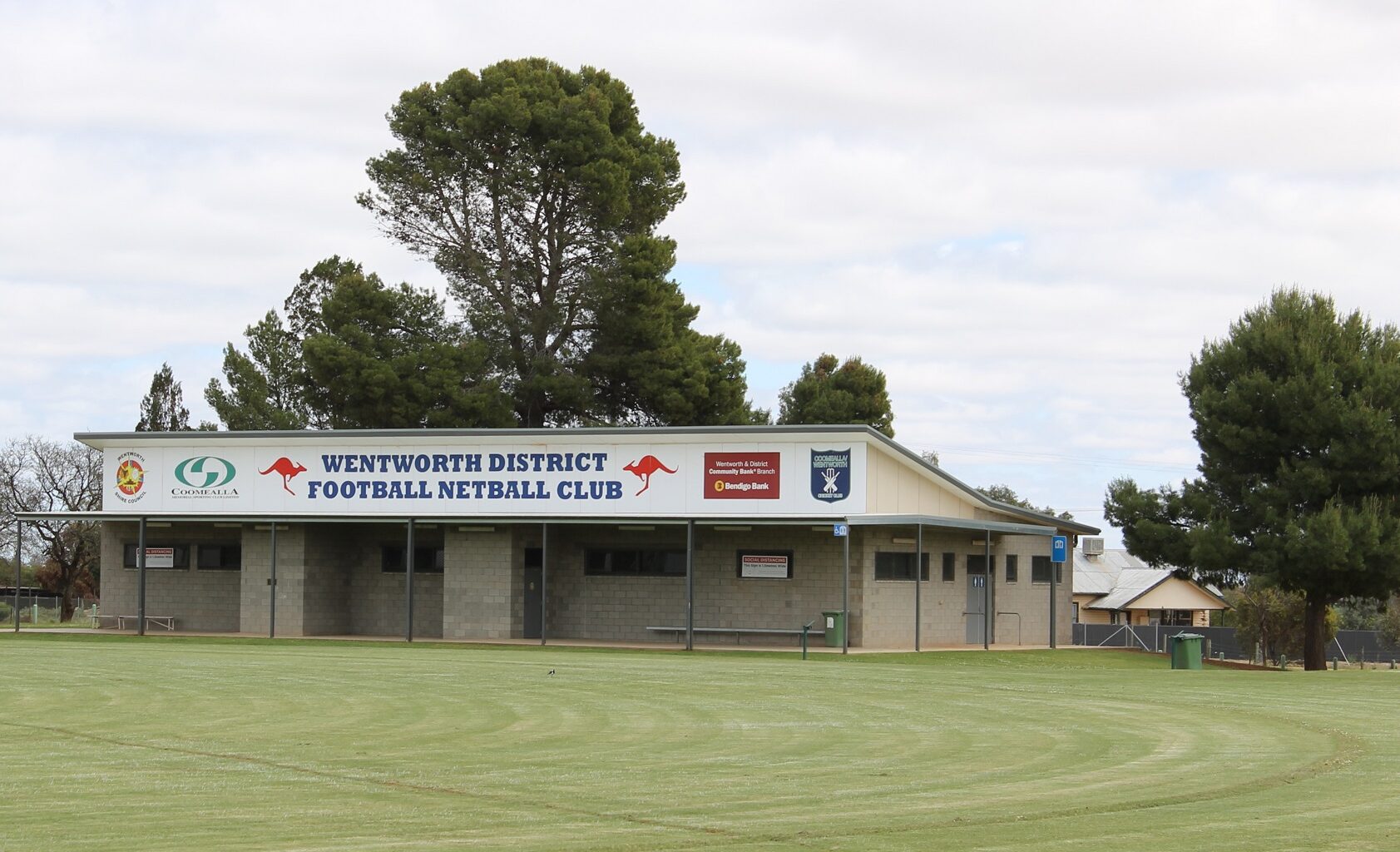 Local Football Results - River 1467