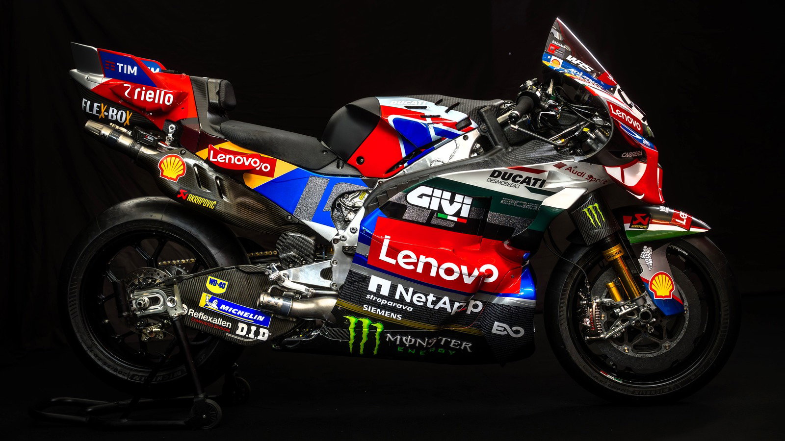 Marc Marquez, Pecco Bagnaia, special Italian MotoGP livery.
