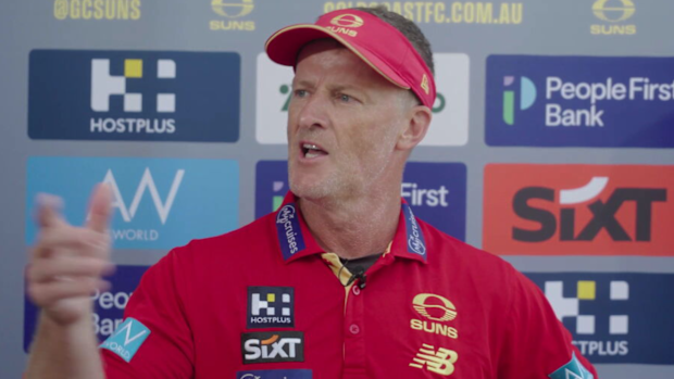 Gold Coast Suns coach Damien Hardwick fires back at a reporter.